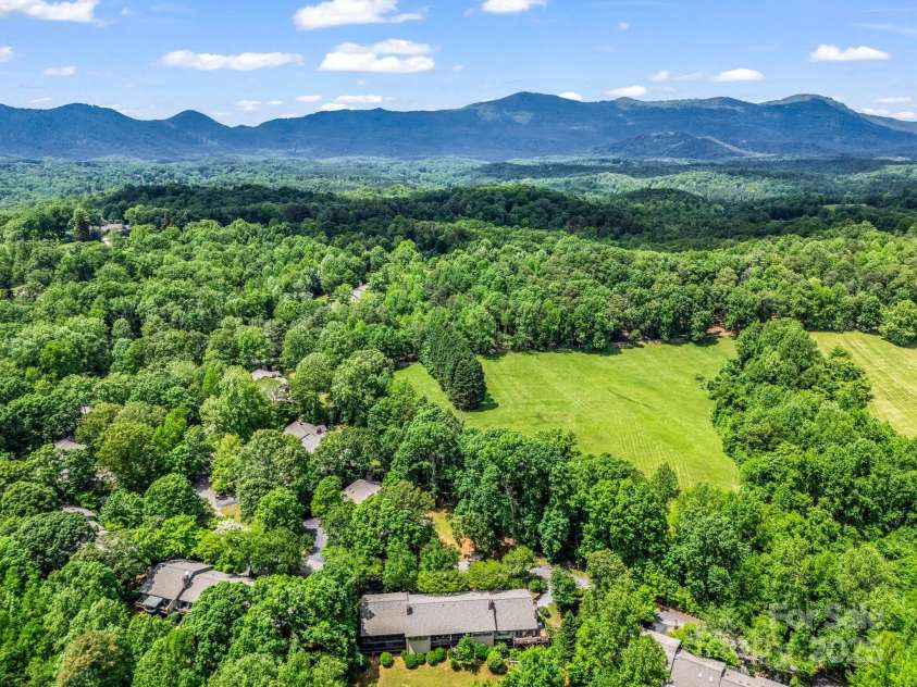 26 Hunting Country Trails Trail, Tryon, NC 28782.  MLS# CAR4257031, YatesRealty ID 18470. 