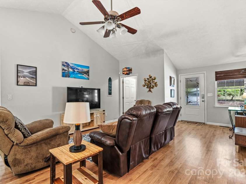 3690 Birchwood Lane, Denver, NC 28037.  MLS# CAR4254644, YatesRealty ID 18472. 