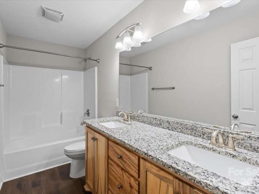 200 Mosley Road, Blacksburg, SC 29702.  MLS# CAR4292595, YatesRealty ID 18473. 