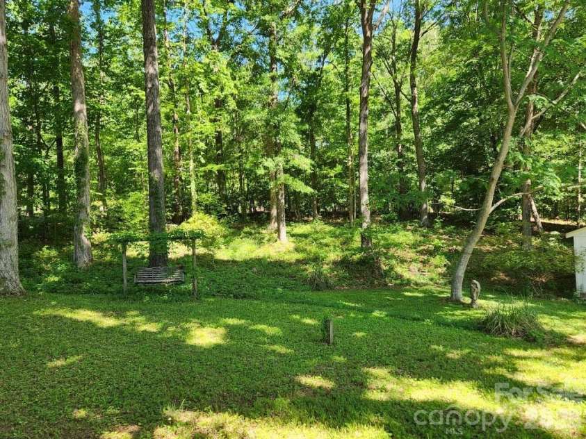 328 Swamp Fox Drive, Fort Mill, SC 29715.  MLS# CAR4376655, YatesRealty ID 18473. 