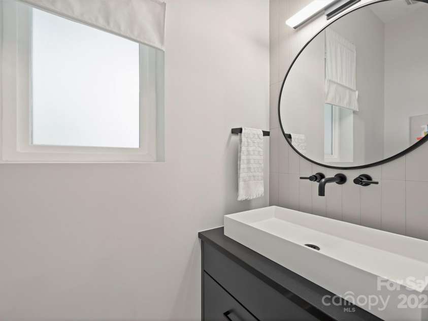 3020 Georgia Avenue, Charlotte, NC 28205.  MLS# CAR4287081, YatesRealty ID 18476. 