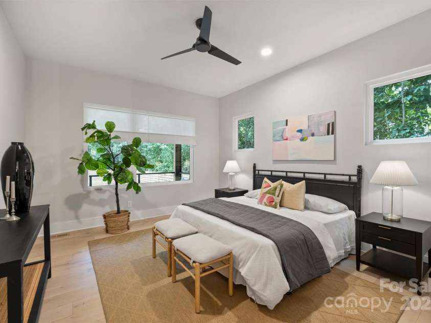 3020 Georgia Avenue, Charlotte, NC 28205.  MLS# CAR4287081, YatesRealty ID 18476. 