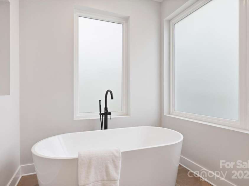 3020 Georgia Avenue, Charlotte, NC 28205.  MLS# CAR4287081, YatesRealty ID 18476. 