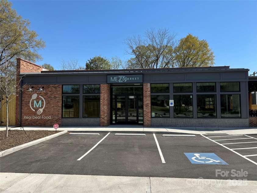 3020 Georgia Avenue, Charlotte, NC 28205.  MLS# CAR4287081, YatesRealty ID 18476. 