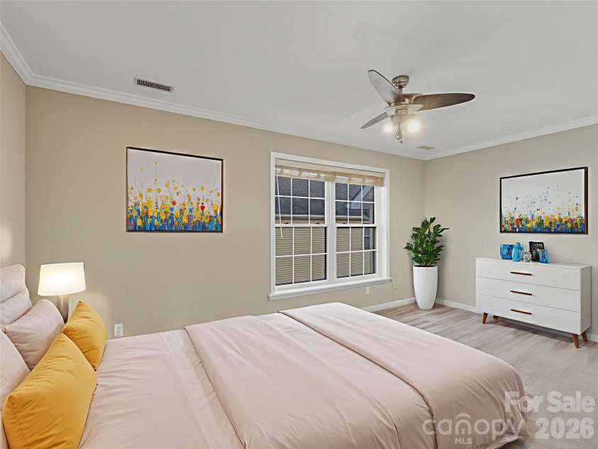 4330 Laurel Hill Lane, Charlotte, NC 28217.  MLS# CAR4333389, YatesRealty ID 18476. 