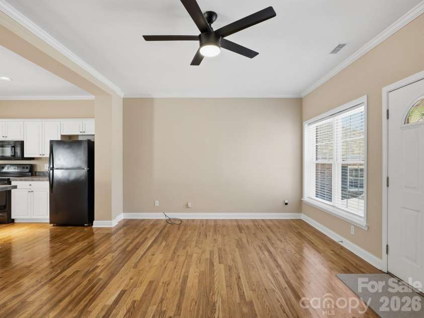 4330 Laurel Hill Lane, Charlotte, NC 28217.  MLS# CAR4333389, YatesRealty ID 18476. 
