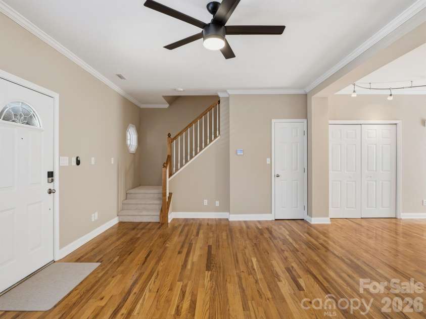 4330 Laurel Hill Lane, Charlotte, NC 28217.  MLS# CAR4333389, YatesRealty ID 18476. 