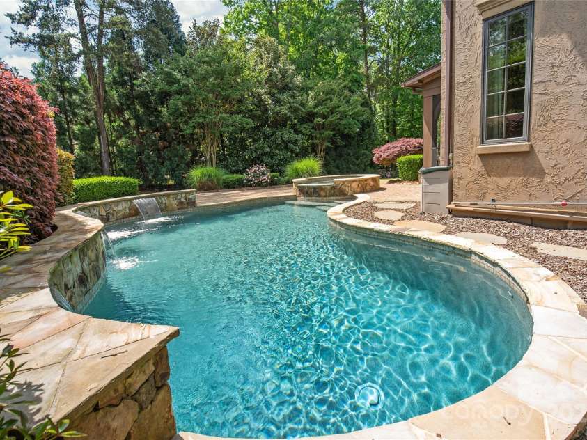 18843 Flat Shoals Drive, Cornelius, NC 28031.  MLS# CAR4257437, YatesRealty ID 18478. 