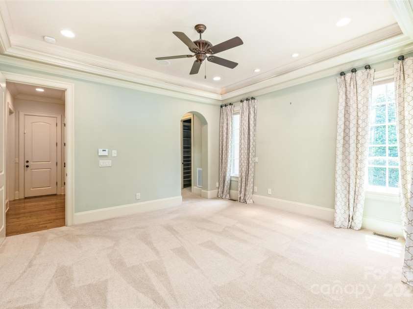 18843 Flat Shoals Drive, Cornelius, NC 28031.  MLS# CAR4257437, YatesRealty ID 18478. 