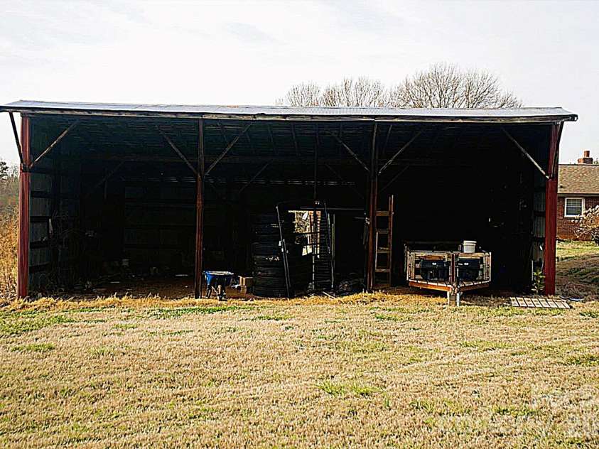 6581 Sain Milling Road, Vale, NC 28168.  MLS# CAR4338187, YatesRealty ID 18478. 