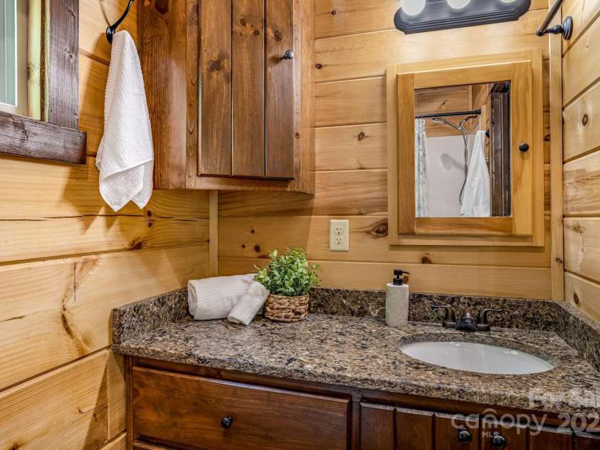 216 Log Gap Road, Fairview, NC 28730.  MLS# CAR4221522, YatesRealty ID 18479. Full Bathroom with Stand-Up Shower