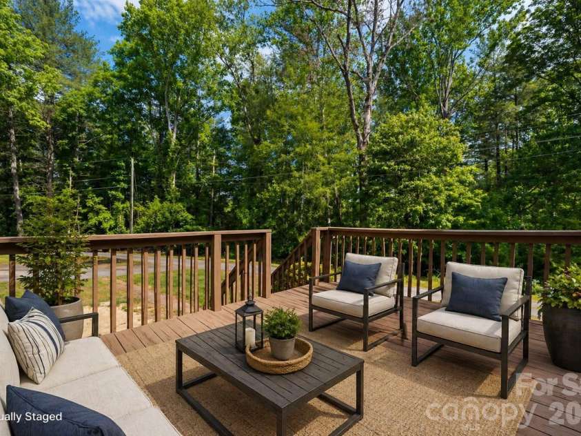 3536 Nelson Lane, Morganton, NC 28655.  MLS# CAR4375499, YatesRealty ID 18479. 