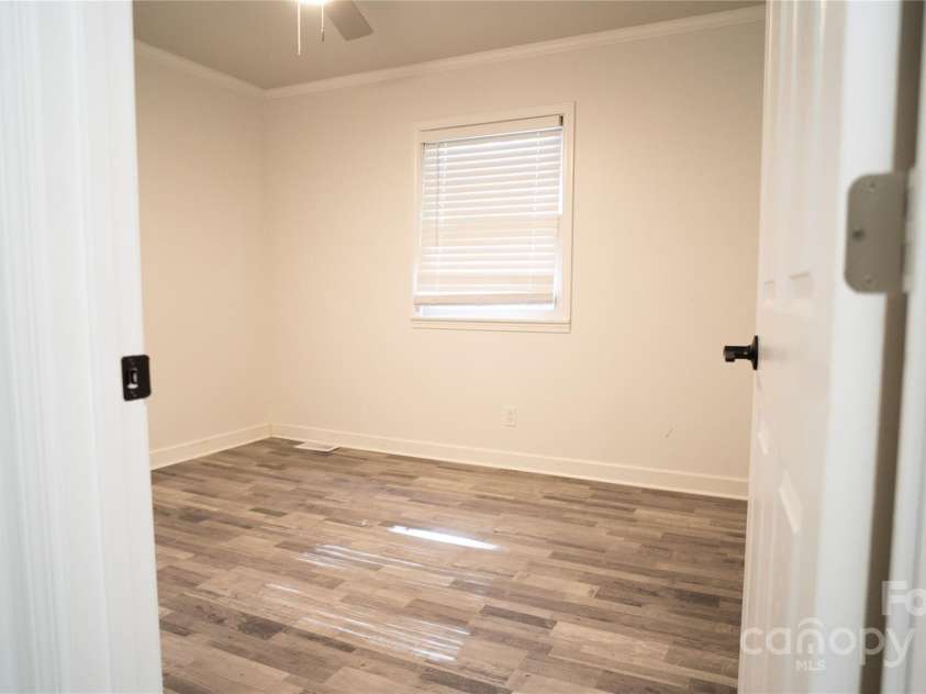 3916 David Cox Road, Charlotte, NC 28269.  MLS# CAR4319501, YatesRealty ID 1848. 