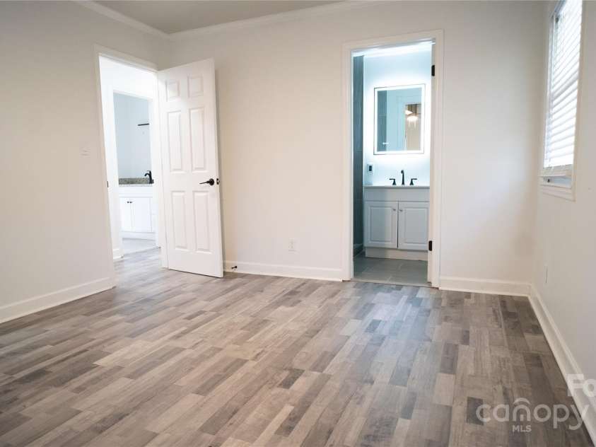 3916 David Cox Road, Charlotte, NC 28269.  MLS# CAR4319501, YatesRealty ID 1848. 