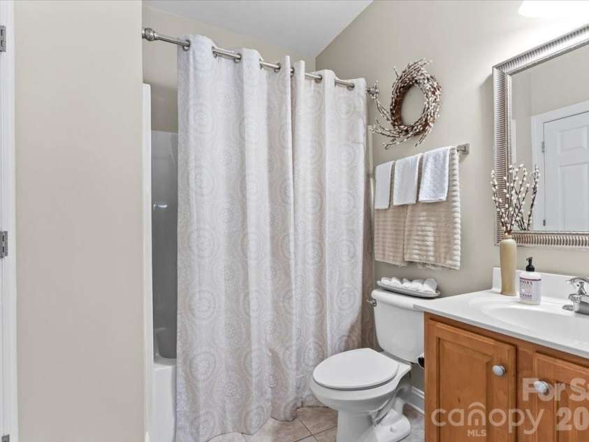 501 Conaway Court, Waxhaw, NC 28173.  MLS# CAR4354200, YatesRealty ID 18480. 