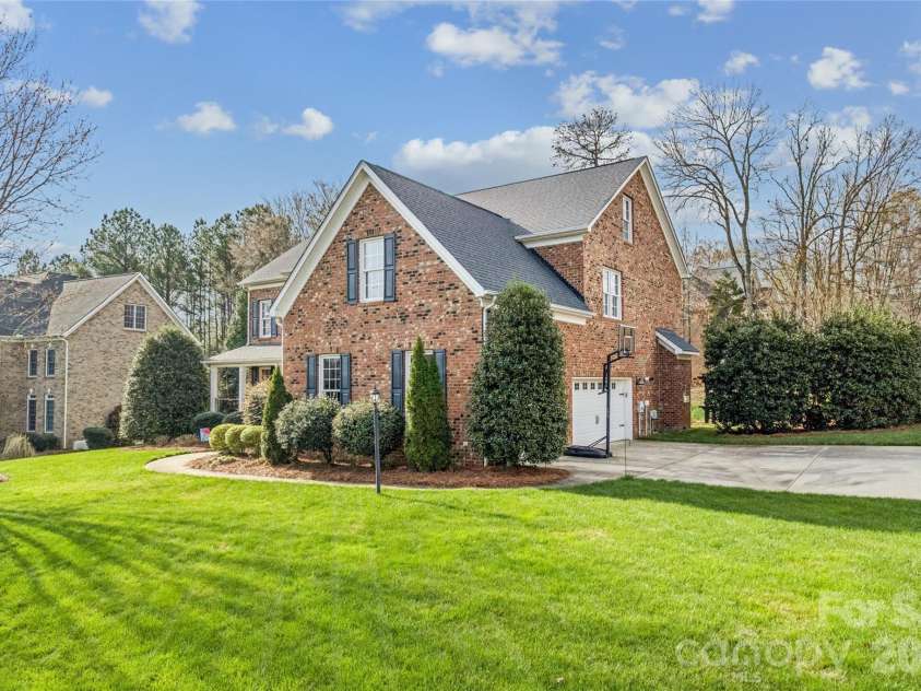 501 Conaway Court, Waxhaw, NC 28173.  MLS# CAR4354200, YatesRealty ID 18480. 