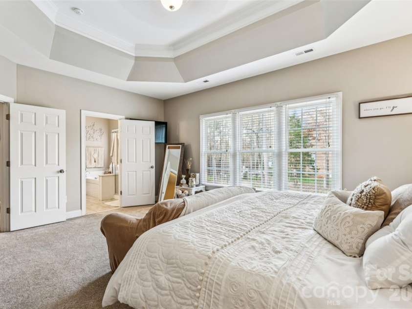 501 Conaway Court, Waxhaw, NC 28173.  MLS# CAR4354200, YatesRealty ID 18480. 