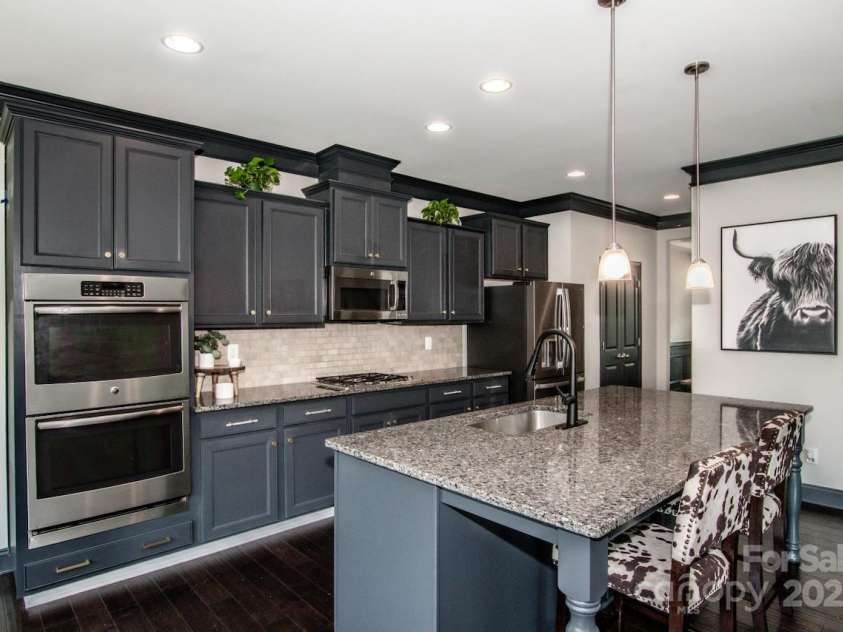 10707 Charmont Place, Huntersville, NC 28078.  MLS# CAR4248920, YatesRealty ID 18481. 