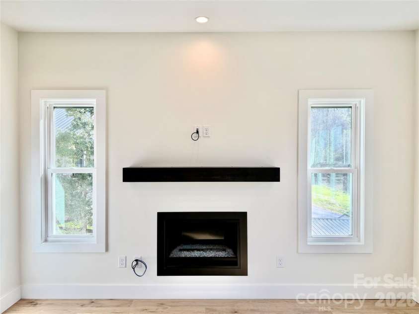 21 Ponder Street, Mars Hill, NC 28754.  MLS# CAR4311868, YatesRealty ID 18481. 
