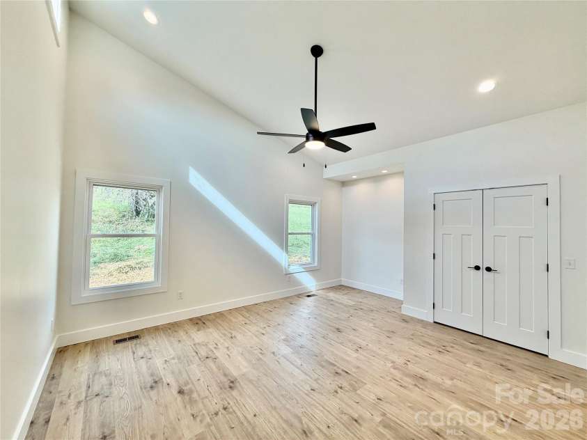 21 Ponder Street, Mars Hill, NC 28754.  MLS# CAR4311868, YatesRealty ID 18481. 
