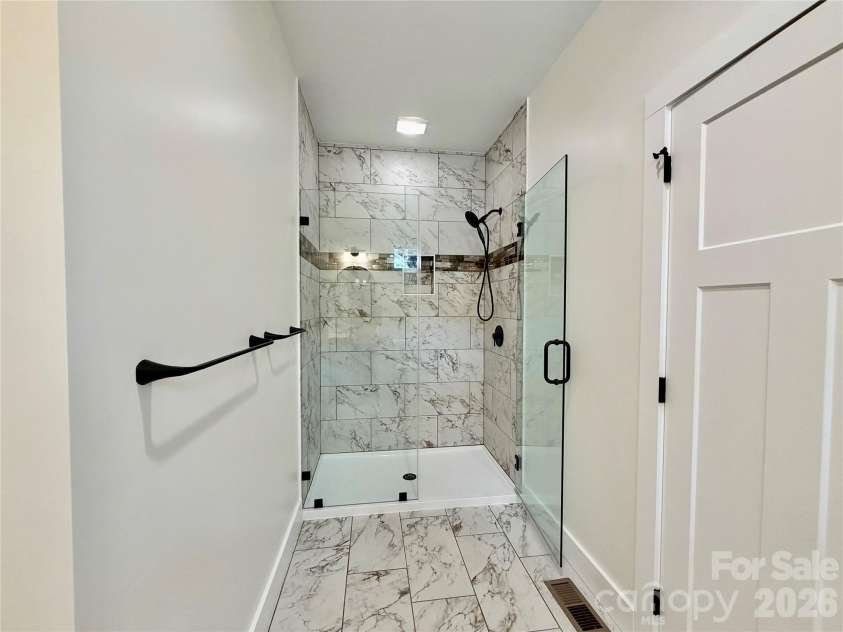 21 Ponder Street, Mars Hill, NC 28754.  MLS# CAR4311868, YatesRealty ID 18481. 