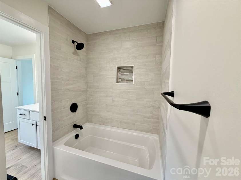 21 Ponder Street, Mars Hill, NC 28754.  MLS# CAR4311868, YatesRealty ID 18481. 