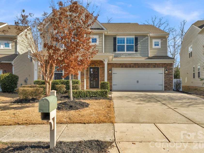 2637 Southern Trace Drive, Waxhaw, NC 28173.  MLS# CAR4336357, YatesRealty ID 18482. 