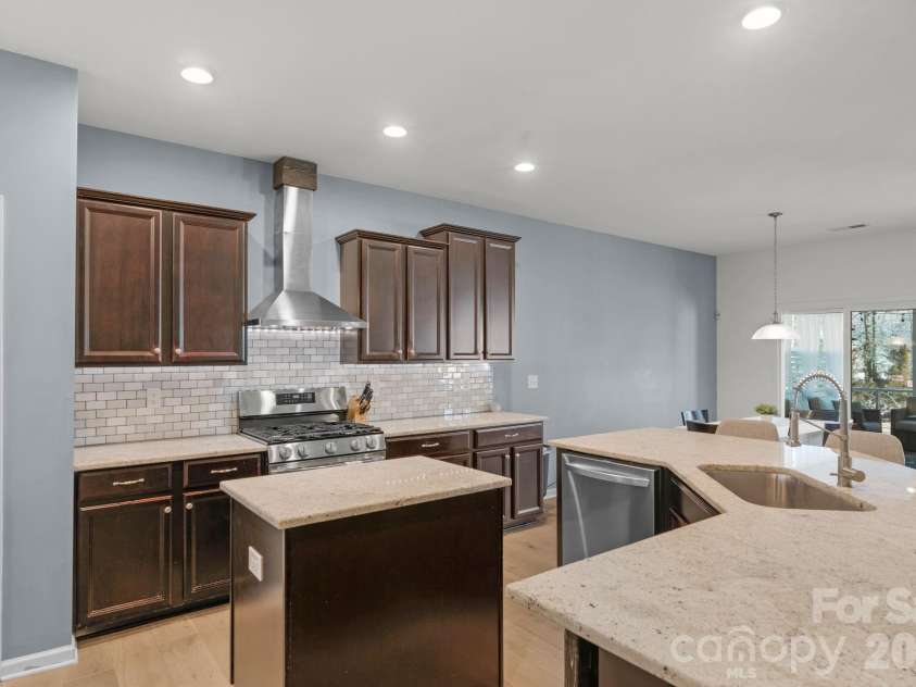 2637 Southern Trace Drive, Waxhaw, NC 28173.  MLS# CAR4336357, YatesRealty ID 18482. 