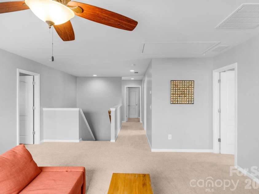 2637 Southern Trace Drive, Waxhaw, NC 28173.  MLS# CAR4336357, YatesRealty ID 18482. 