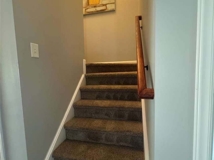 15003 Jerpoint Abby Drive, Charlotte, NC 28273.  MLS# CAR4247292, YatesRealty ID 18483. Stairs