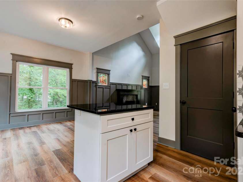 600 Cline Avenue, Newton, NC 28658.  MLS# CAR4258878, YatesRealty ID 18484. Kitchen