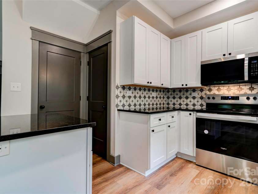 600 Cline Avenue, Newton, NC 28658.  MLS# CAR4258878, YatesRealty ID 18484. Kitchen