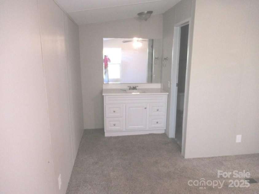 5180 Macedonia Church Road, Vale, NC 28168.  MLS# CAR4247867, YatesRealty ID 18486. Primary Bath