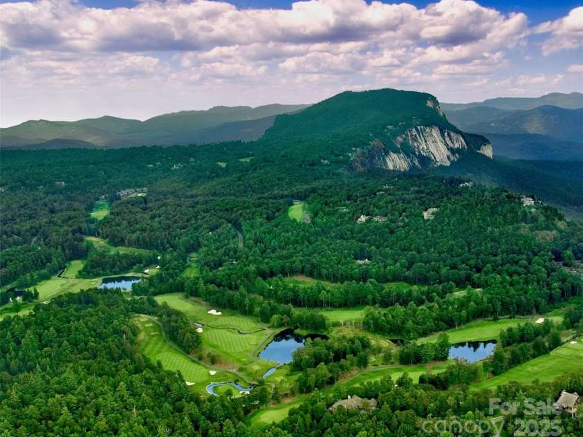 88 Lost Trail, Highlands, NC 28741.  MLS# CAR4260477, YatesRealty ID 18487. View of the golf course