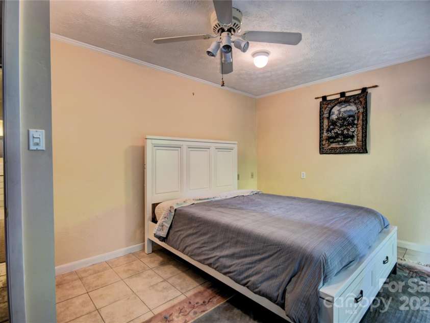 41 Balsam Shadows Road, Maggie Valley, NC 28751.  MLS# CAR4266877, YatesRealty ID 18489. Bonus Room, lower level