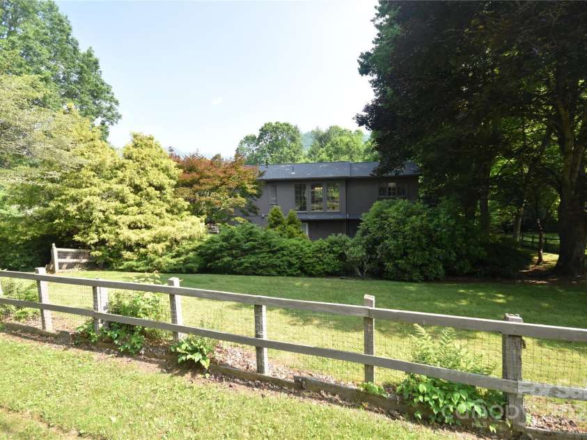 41 Balsam Shadows Road, Maggie Valley, NC 28751.  MLS# CAR4266877, YatesRealty ID 18489. View of the home from the street