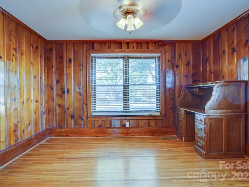 606 Jackson Street, Kannapolis, NC 28083.  MLS# CAR4314447, YatesRealty ID 1849. 