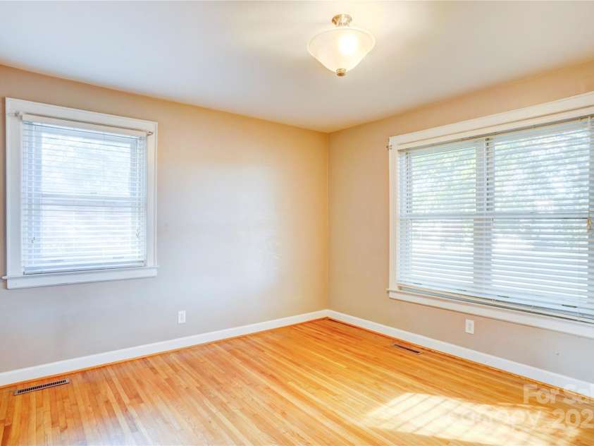 606 Jackson Street, Kannapolis, NC 28083.  MLS# CAR4314447, YatesRealty ID 1849. 