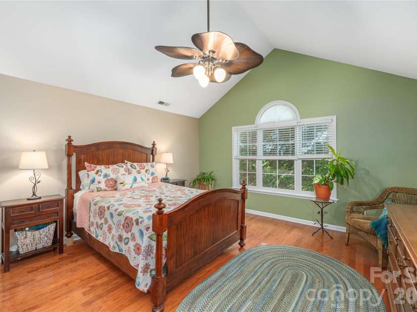 27 Worthington Lane, Weaverville, NC 28787.  MLS# CAR4309471, YatesRealty ID 18491. 