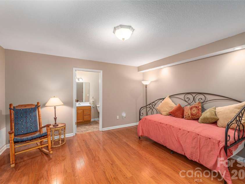 27 Worthington Lane, Weaverville, NC 28787.  MLS# CAR4309471, YatesRealty ID 18491. 