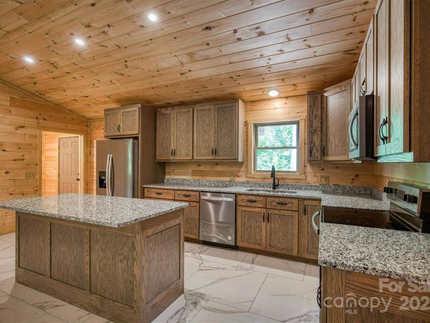 3161 Morganton Furniture Road, Valdese, NC 28690.  MLS# CAR4215124, YatesRealty ID 18492. 
