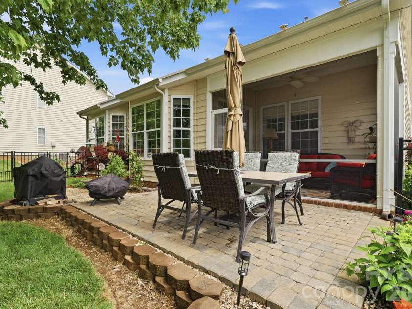 415 Presidio Drive, Rock Hill, SC 29732.  MLS# CAR4374288, YatesRealty ID 18494. 