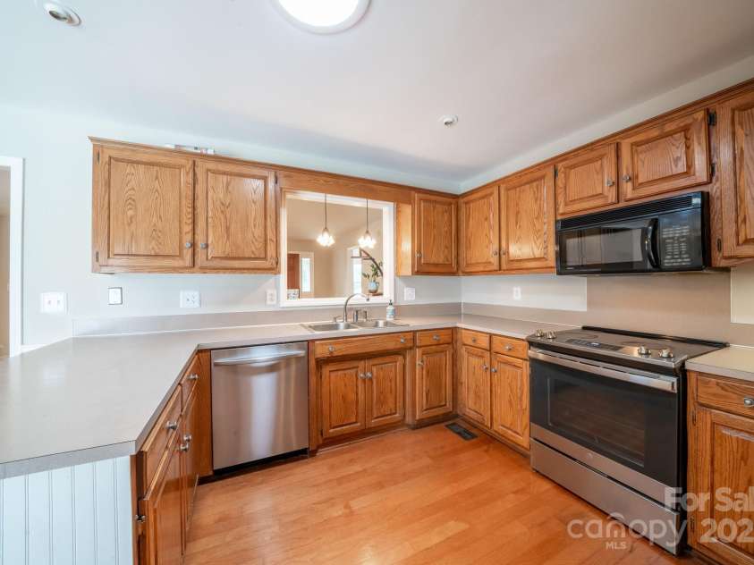 8259 Camelia Lane, Denver, NC 28037.  MLS# CAR4265410, YatesRealty ID 18494. 