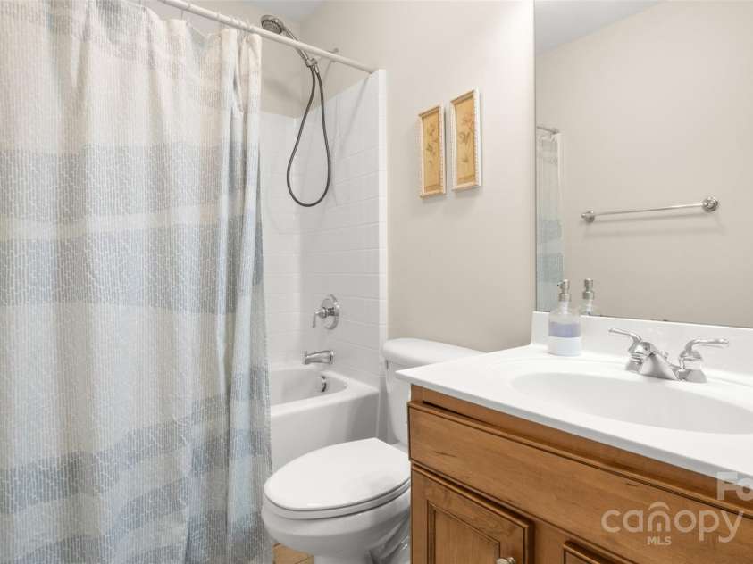 4115 Birkshire Heights, Fort Mill, SC 29708.  MLS# CAR4267490, YatesRealty ID 18496. 