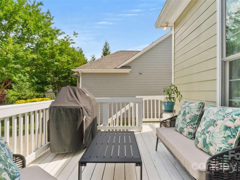 4115 Birkshire Heights, Fort Mill, SC 29708.  MLS# CAR4267490, YatesRealty ID 18496. 