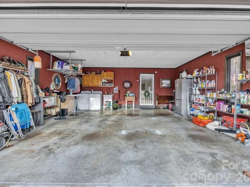 139 Alpine Drive, Wilkesboro, NC 28697.  MLS# CAR4361338, YatesRealty ID 18497. 