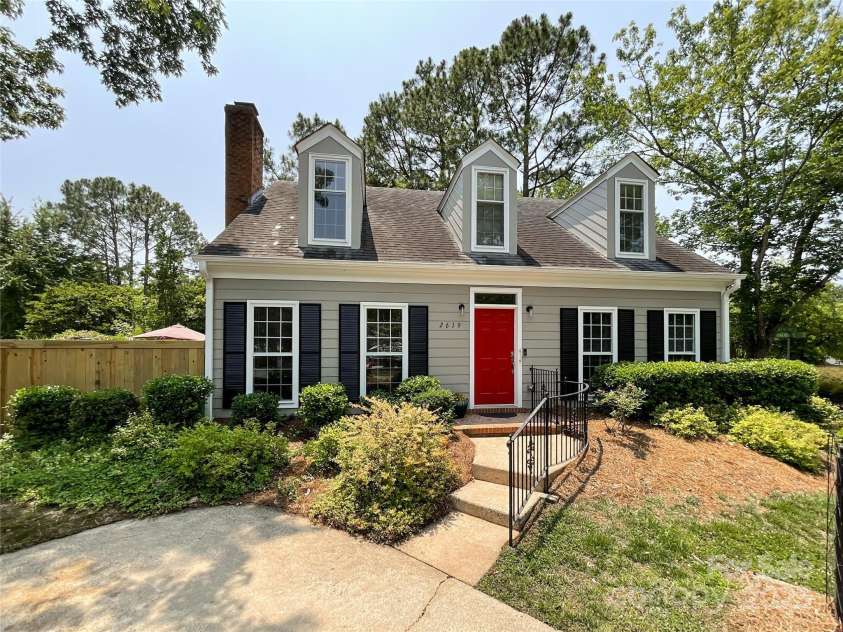 2619 Quailrush Road, Charlotte, NC 28226.  MLS# CAR4264373, YatesRealty ID 18497. 