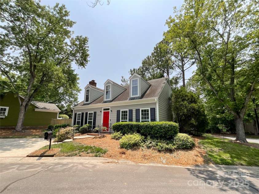2619 Quailrush Road, Charlotte, NC 28226.  MLS# CAR4264373, YatesRealty ID 18497. 