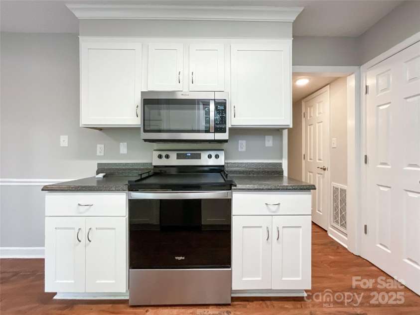 2619 Quailrush Road, Charlotte, NC 28226.  MLS# CAR4264373, YatesRealty ID 18497. 