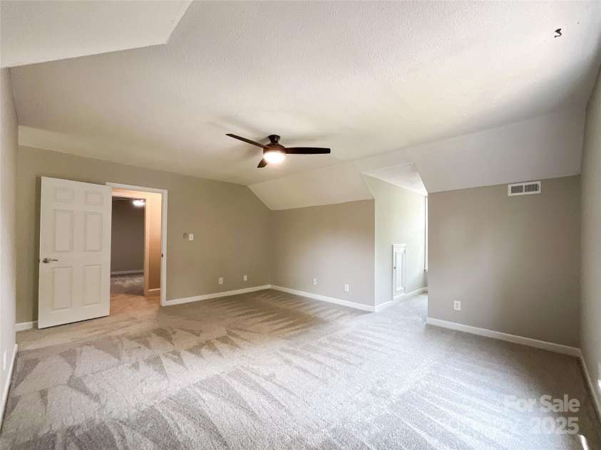 2619 Quailrush Road, Charlotte, NC 28226.  MLS# CAR4264373, YatesRealty ID 18497. 